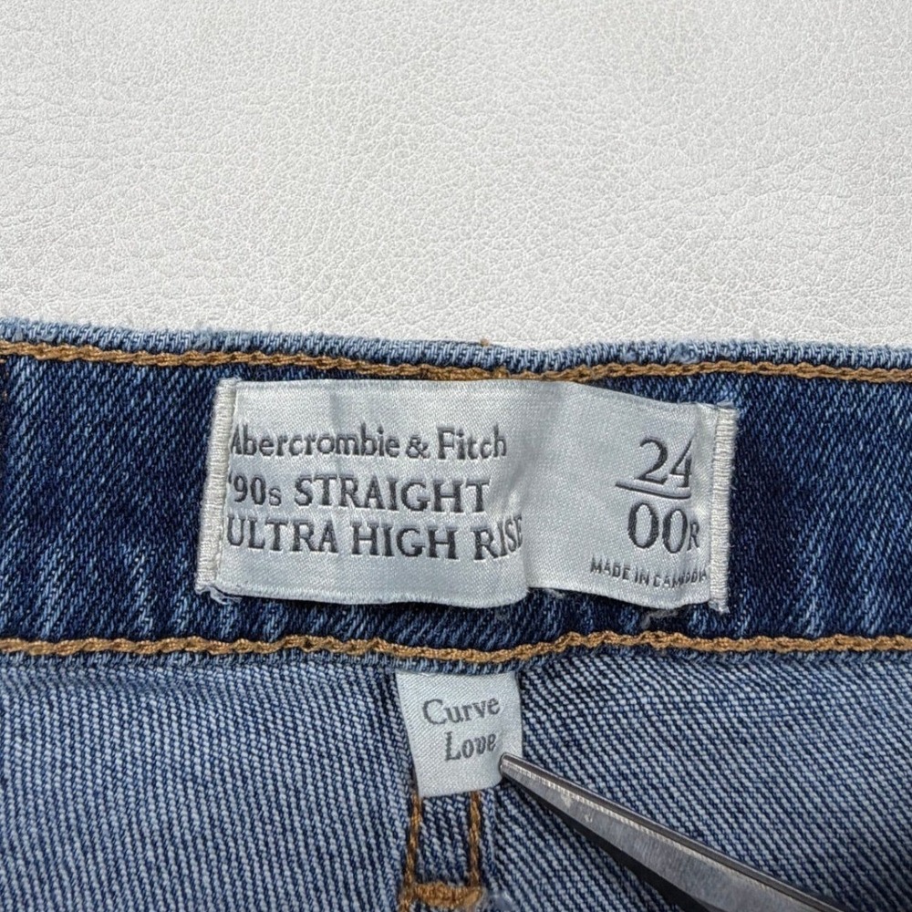 Abercrombie & Fitch 90s Straight Ultra High Rise Curve Love Jeans Blue 24 00R - Picture 2 of 11